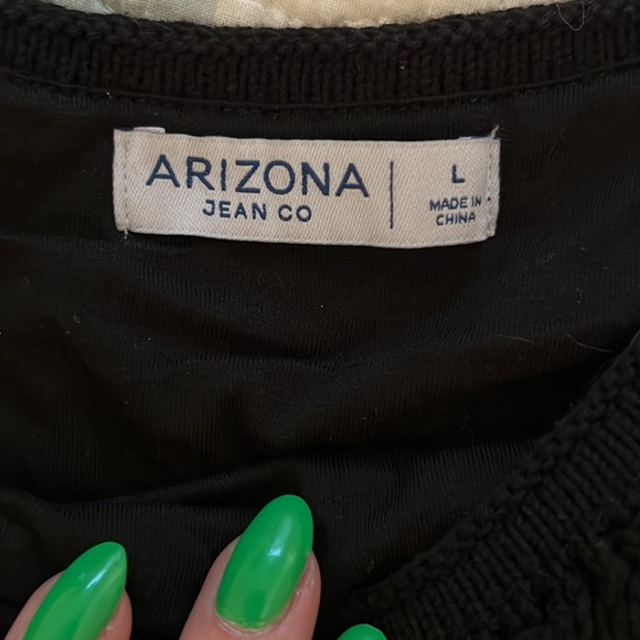 7/$20 2024 Arizona Jean Co NWT knit/crochet Size Large crop tank top - Picture 3 of 6